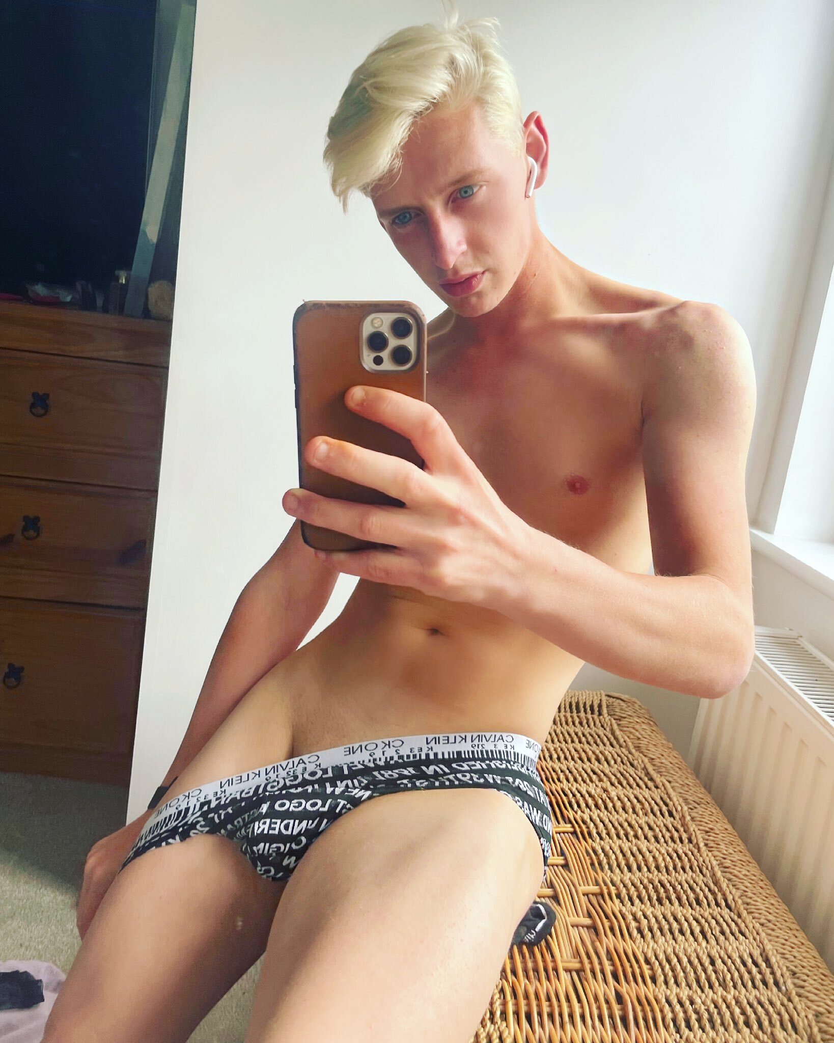 1638px x 2048px - New Week More Cuties Twink Gay Porn